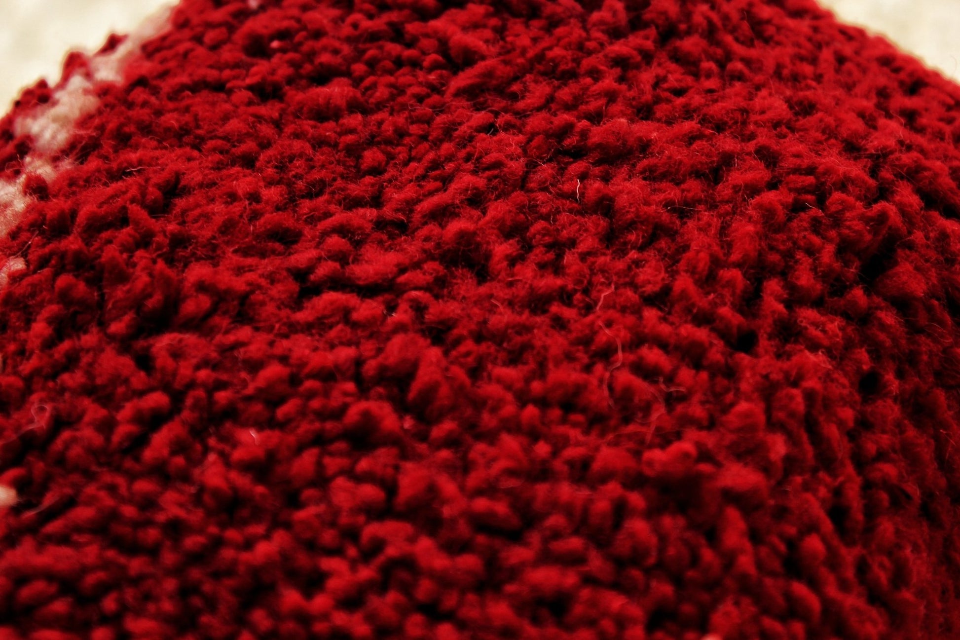 ROMANA | BENI OUARAIN Red Rug | 100% wool handmade in Morocco - OunizZ