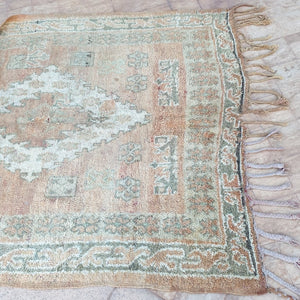 SABY | 9x6'3 Ft | 2,71x1,93 m | Moroccan VINTAGE Colorful Rug | 100% wool handmade - OunizZ
