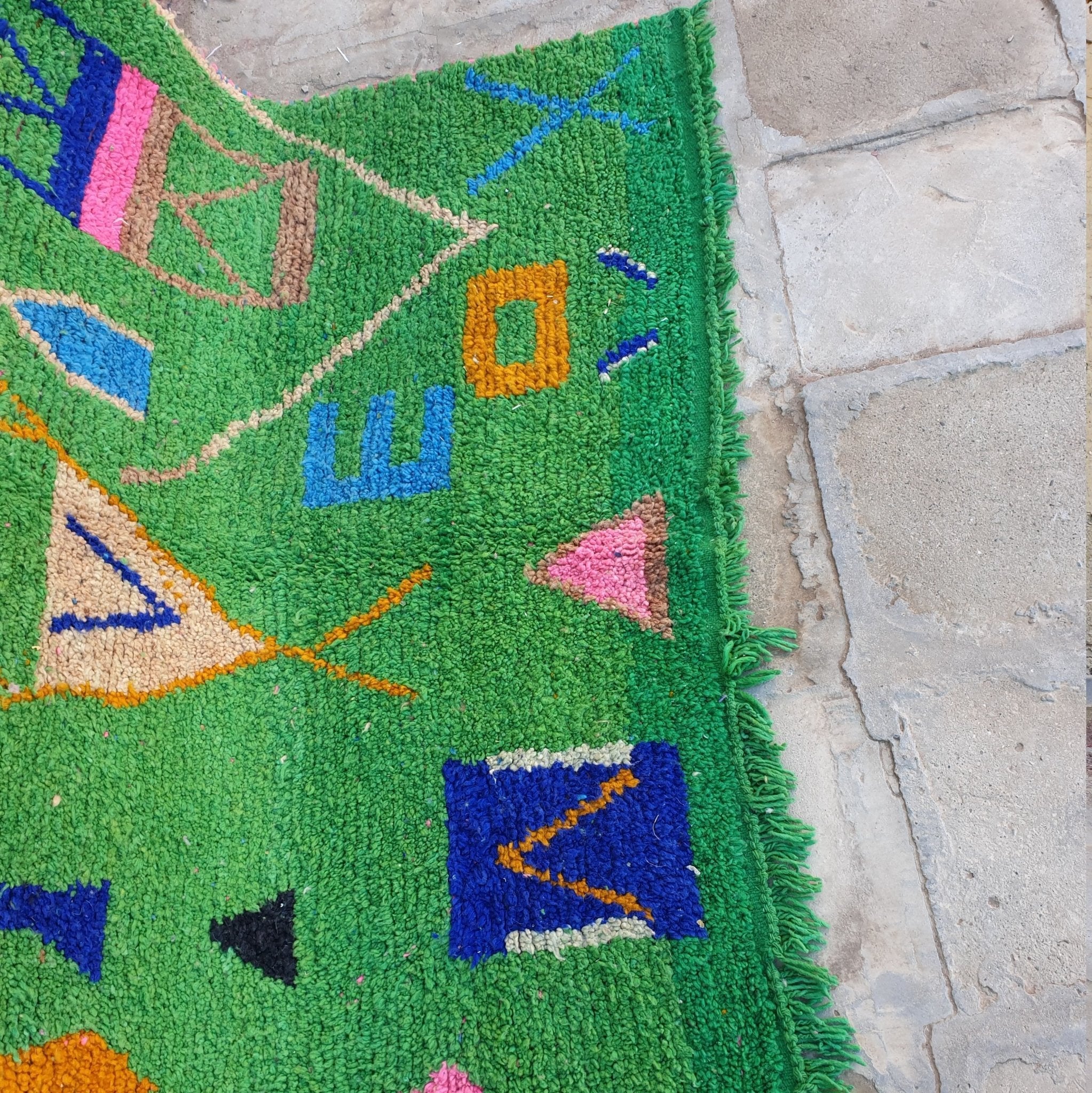SAKINA | Boujaad Rug | 100% wool handmade in Morocco - OunizZ