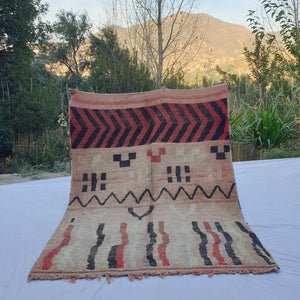 Sema - Moroccan Rug Boujaad | Colorful Authentic Berber Handmade Bedroom Rug | 8'20x5'97 Ft | 2,50x1,82 m - OunizZ