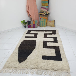 SIMIDIVIA | 8'9x5,3 Ft | 2,7x1,6 m | Moroccan Beniourain Rug | 100% wool handmade - OunizZ