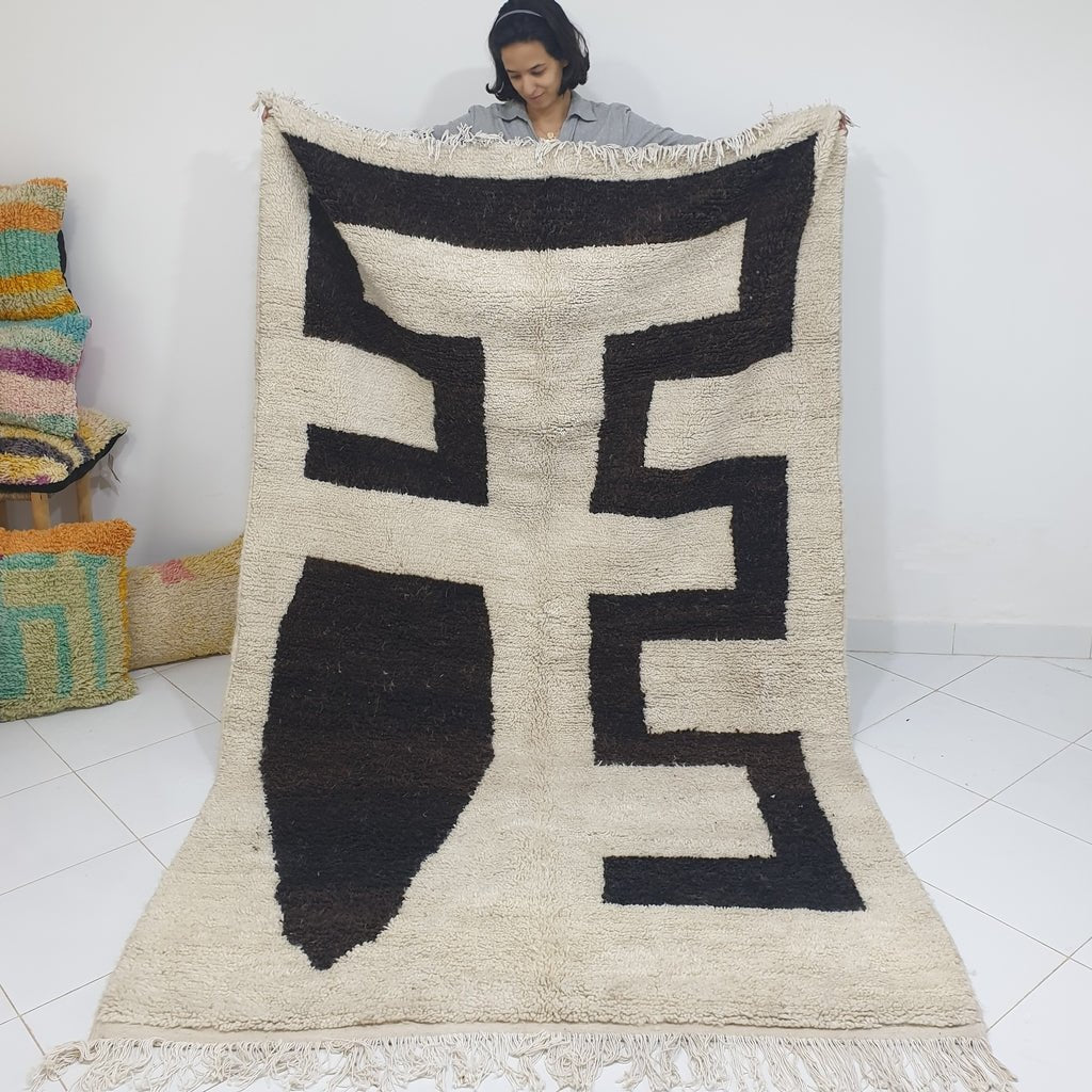 SIMIDIVIA | 8'9x5,3 Ft | 2,7x1,6 m | Moroccan Beniourain Rug | 100% wool handmade - OunizZ