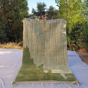 SKYMA | 7'7x4'8 Ft | 2,34x1,45 m | Moroccan Beni Ourain Rug | 100% wool handmade - OunizZ