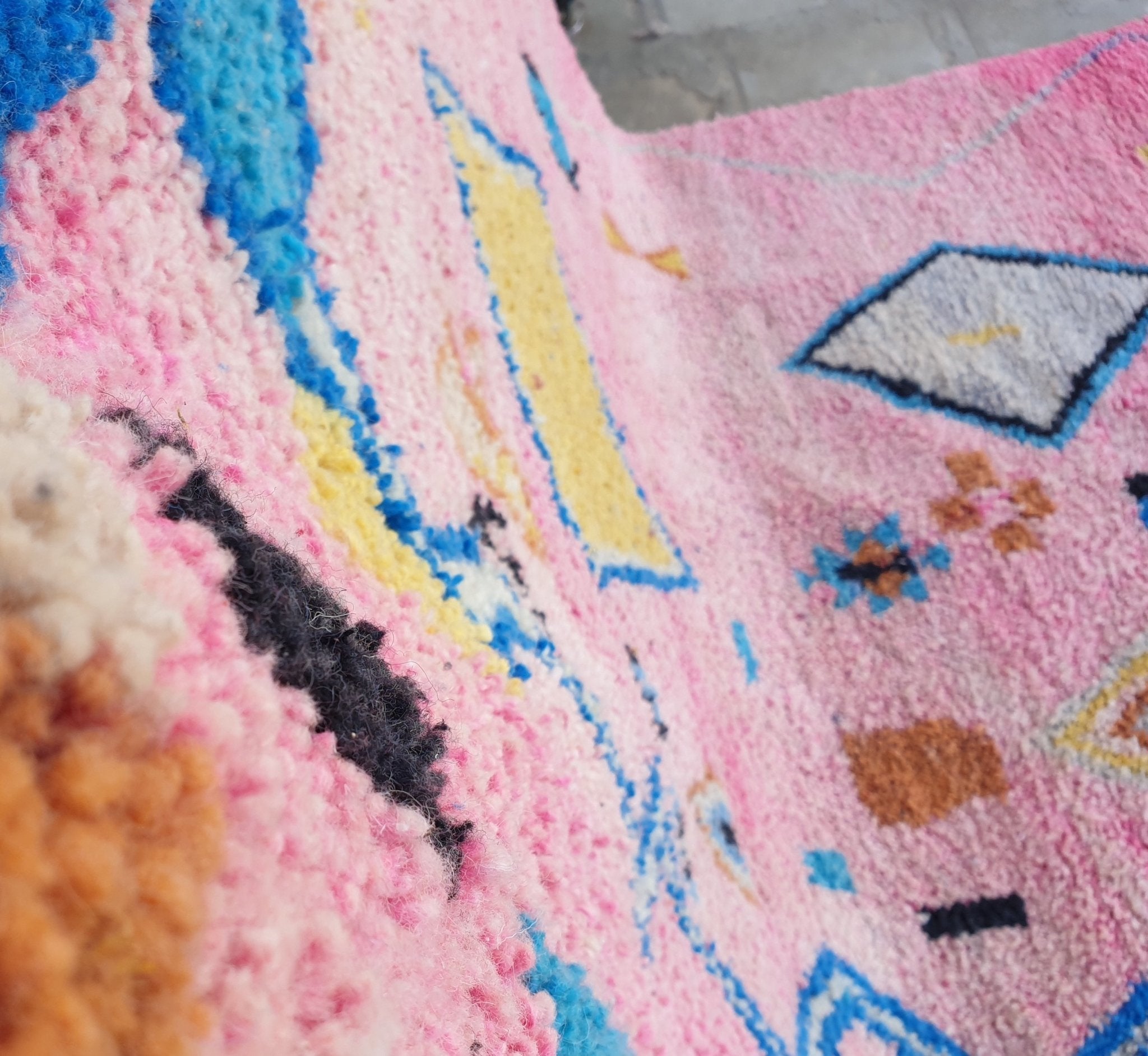 TADLA | Boujaad Rug | 100% wool handmade in Morocco - OunizZ