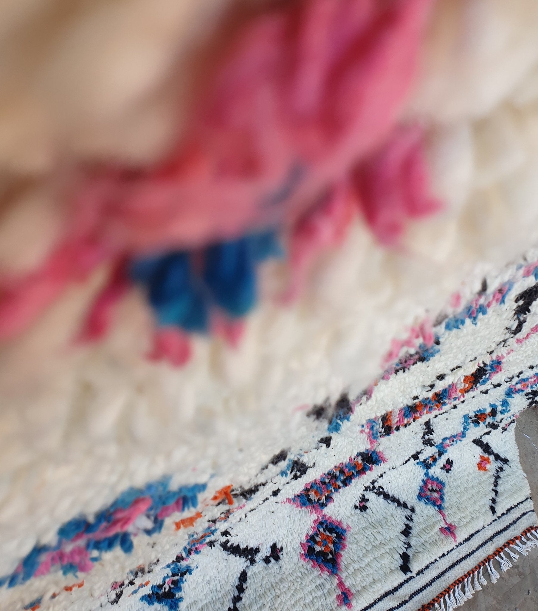 TAFZA | Azilal Rug | 100% wool handmade in Morocco - OunizZ