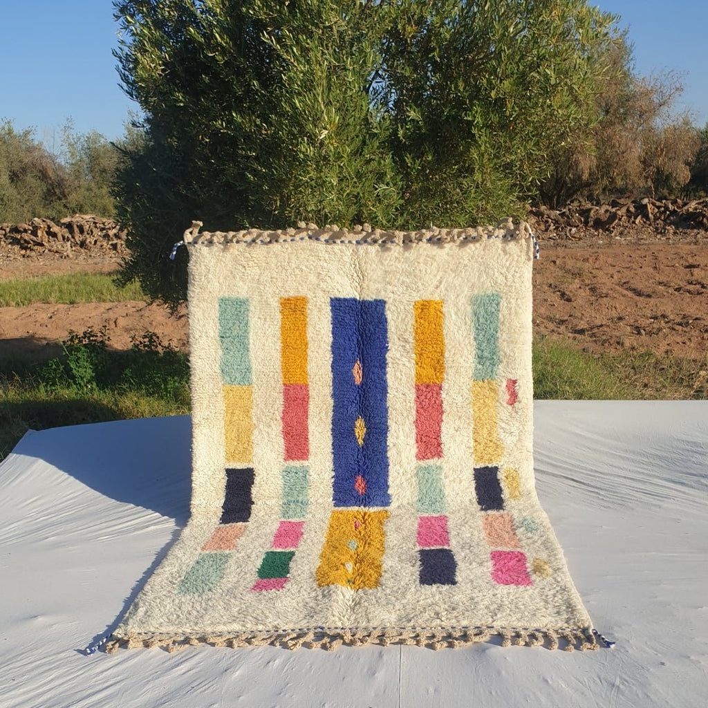 Tamazi - Moroccan Rug Beni Ouarain | Colorful Authentic Berber Handmade Bedroom Rug | 8'53x5'35 Ft | 2,60x1,63 m - OunizZ