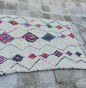 THANINA | Azilal Rug | 100% wool handmade in Morocco - OunizZ