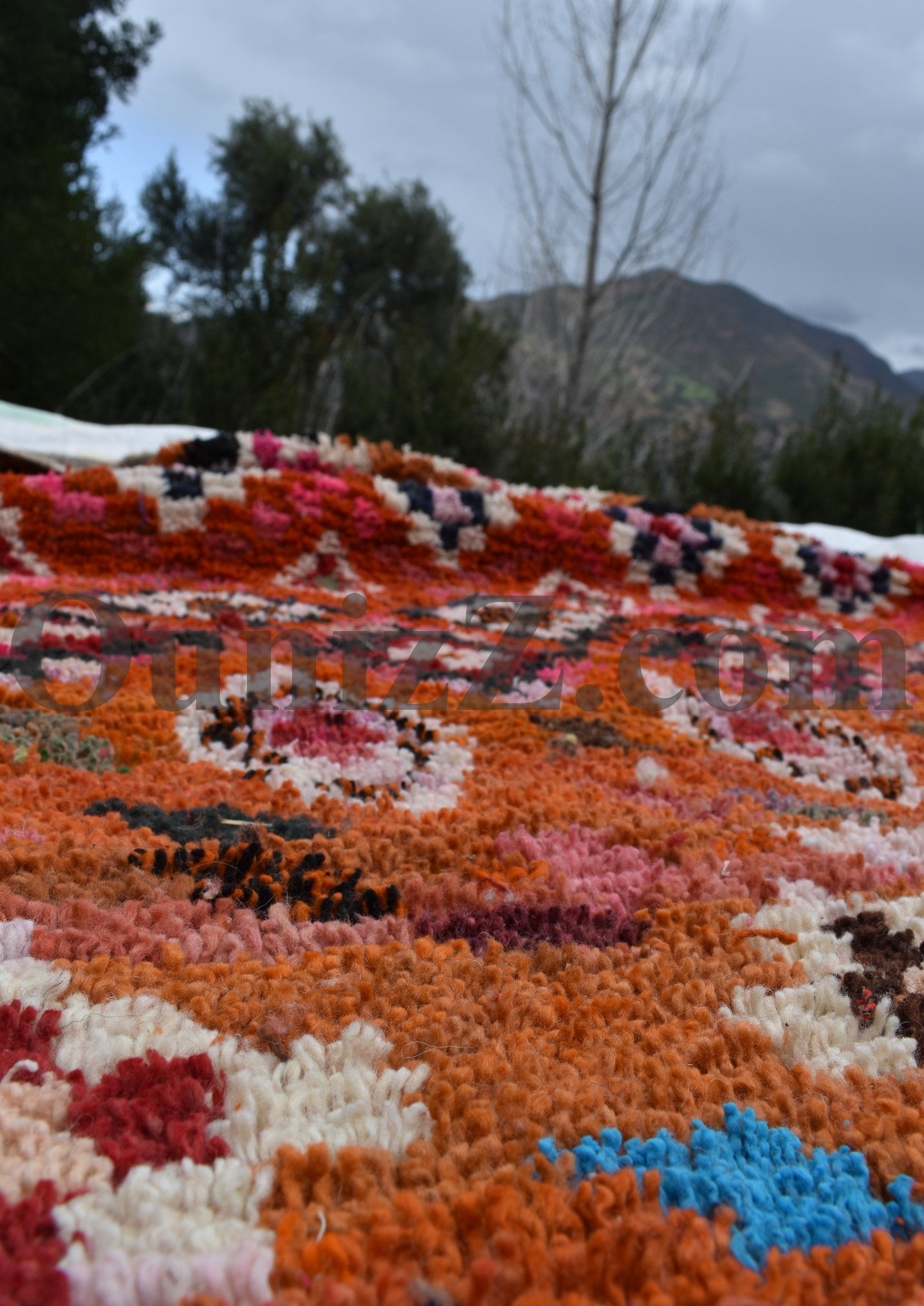 TIMZGUIDA | Boujaad Rug | 100% wool handmade in Morocco - OunizZ